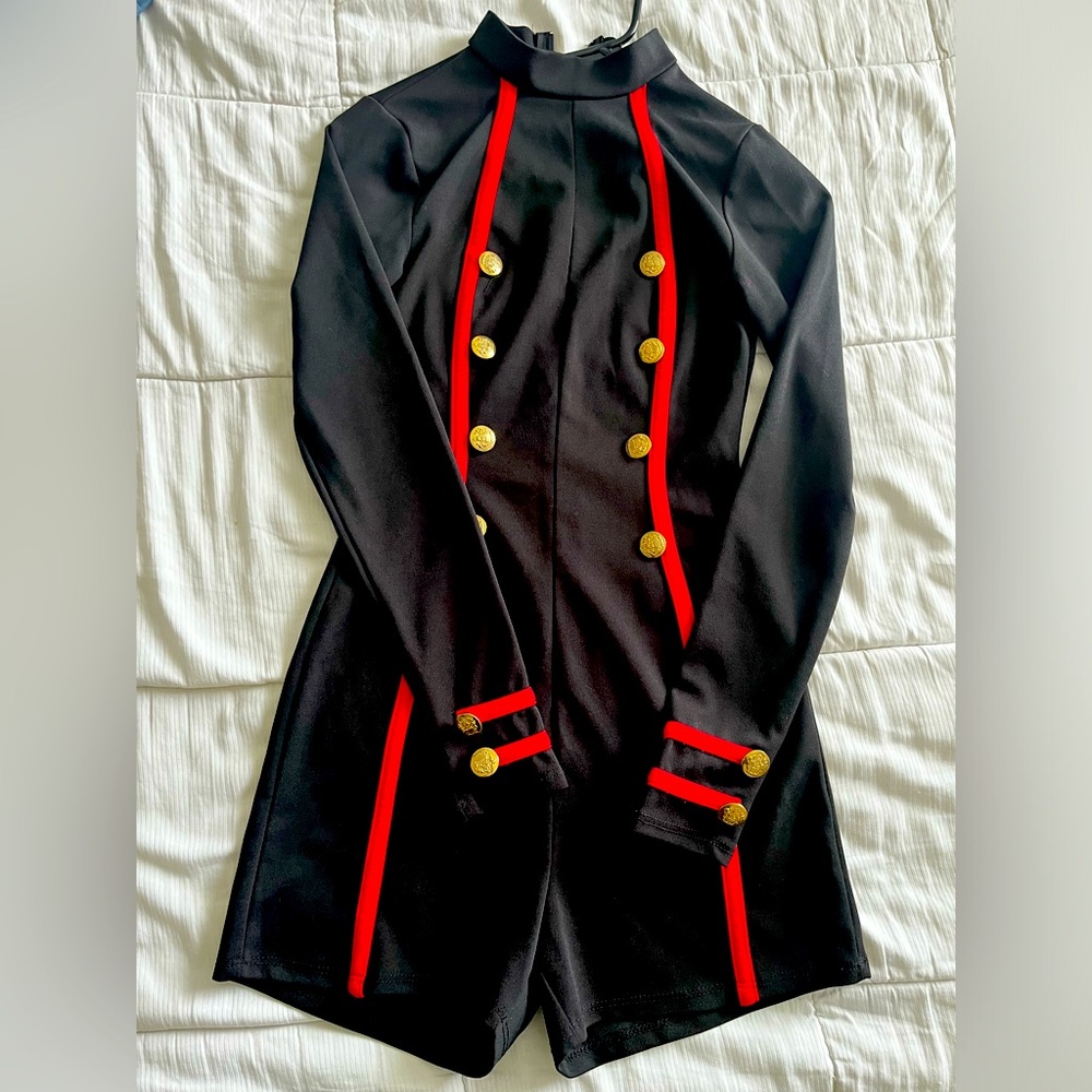 One piece. Zip up